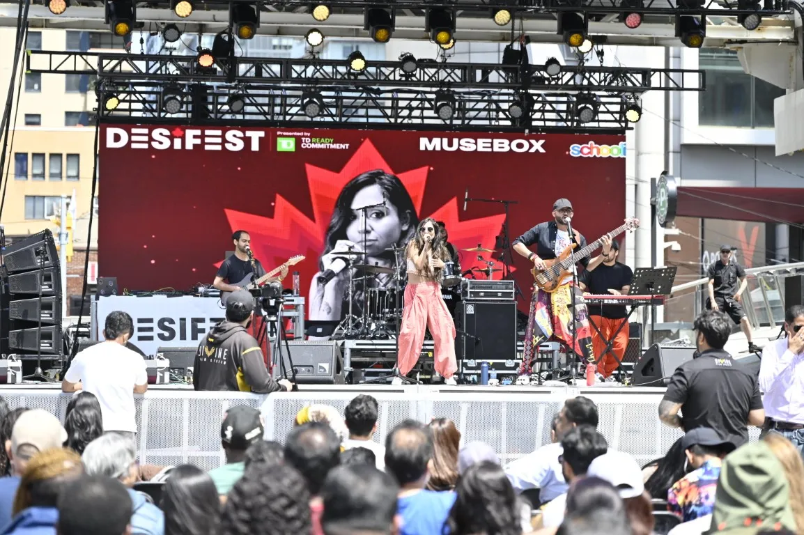 Musebox performing at DESIFEST