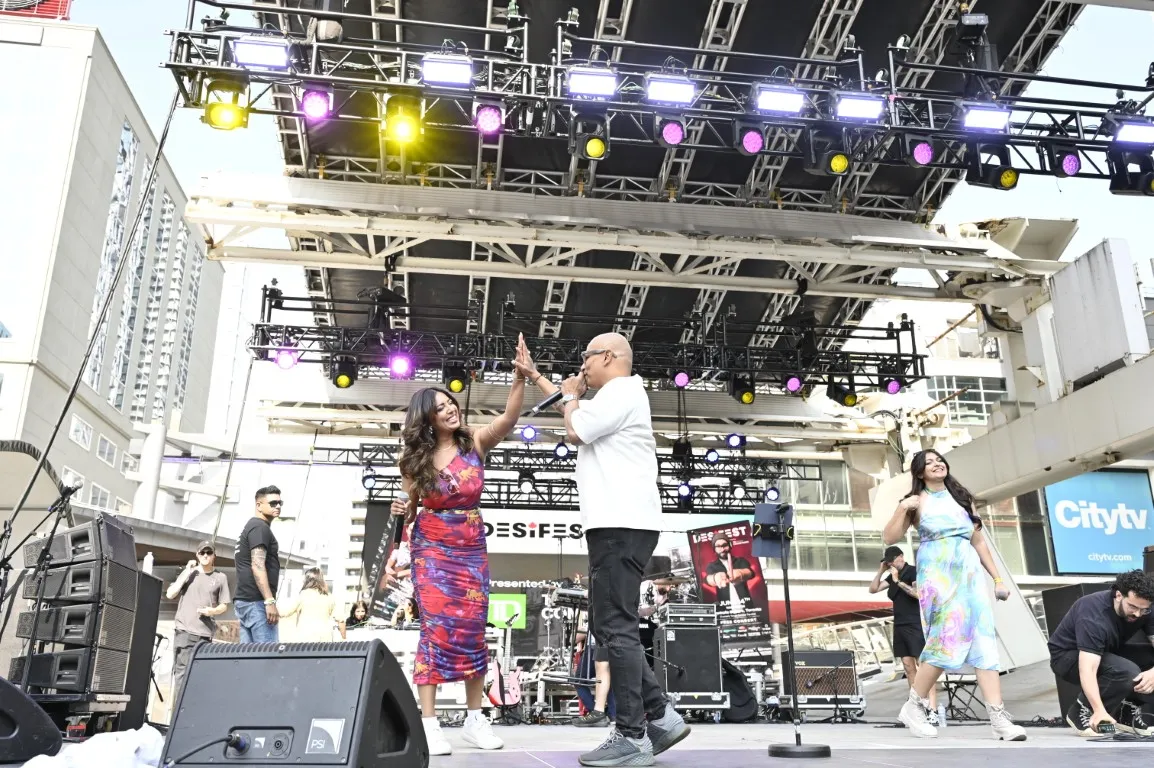 Queens of Bollywood performing at DESIFEST