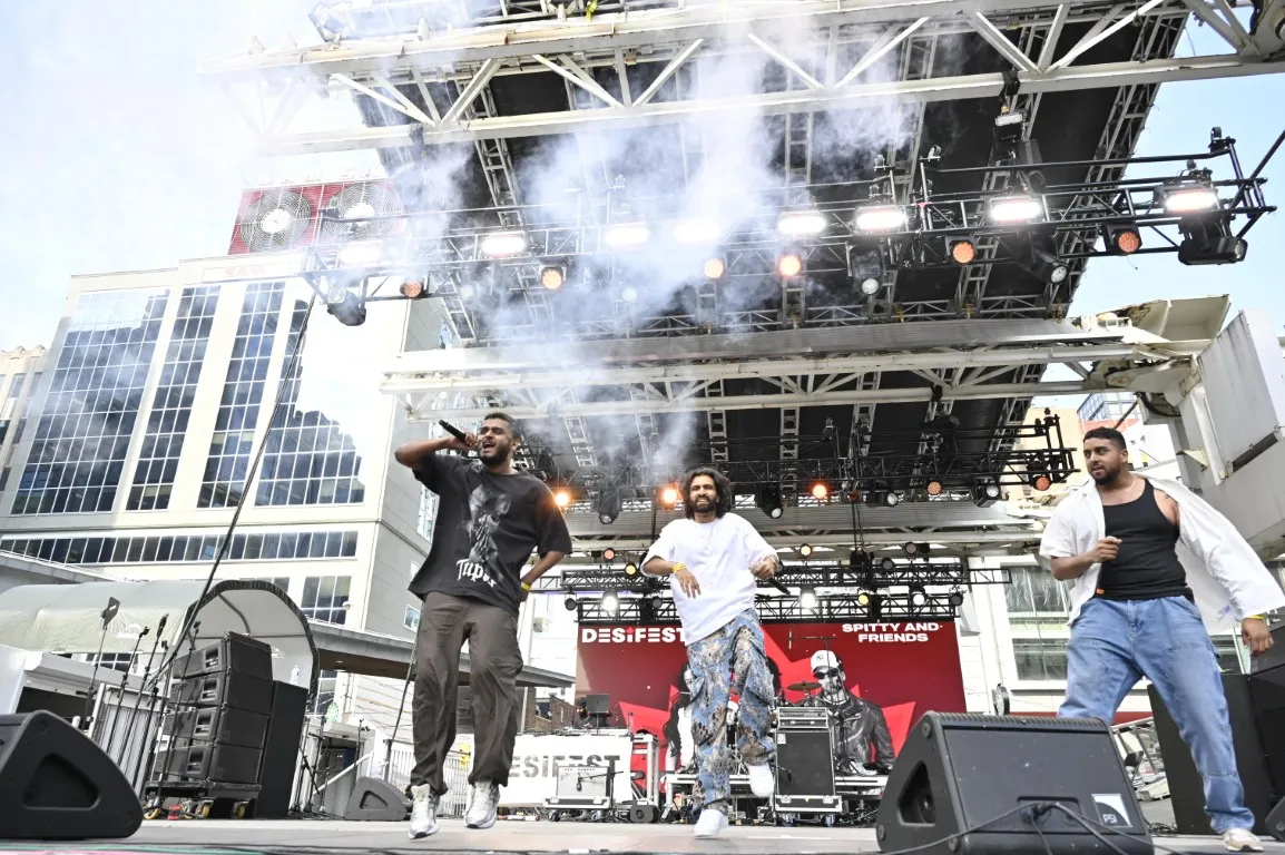 Spitty performing at DESIFEST